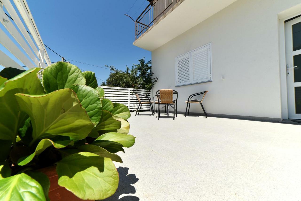 Apartman Hertz Имотски Экстерьер фото