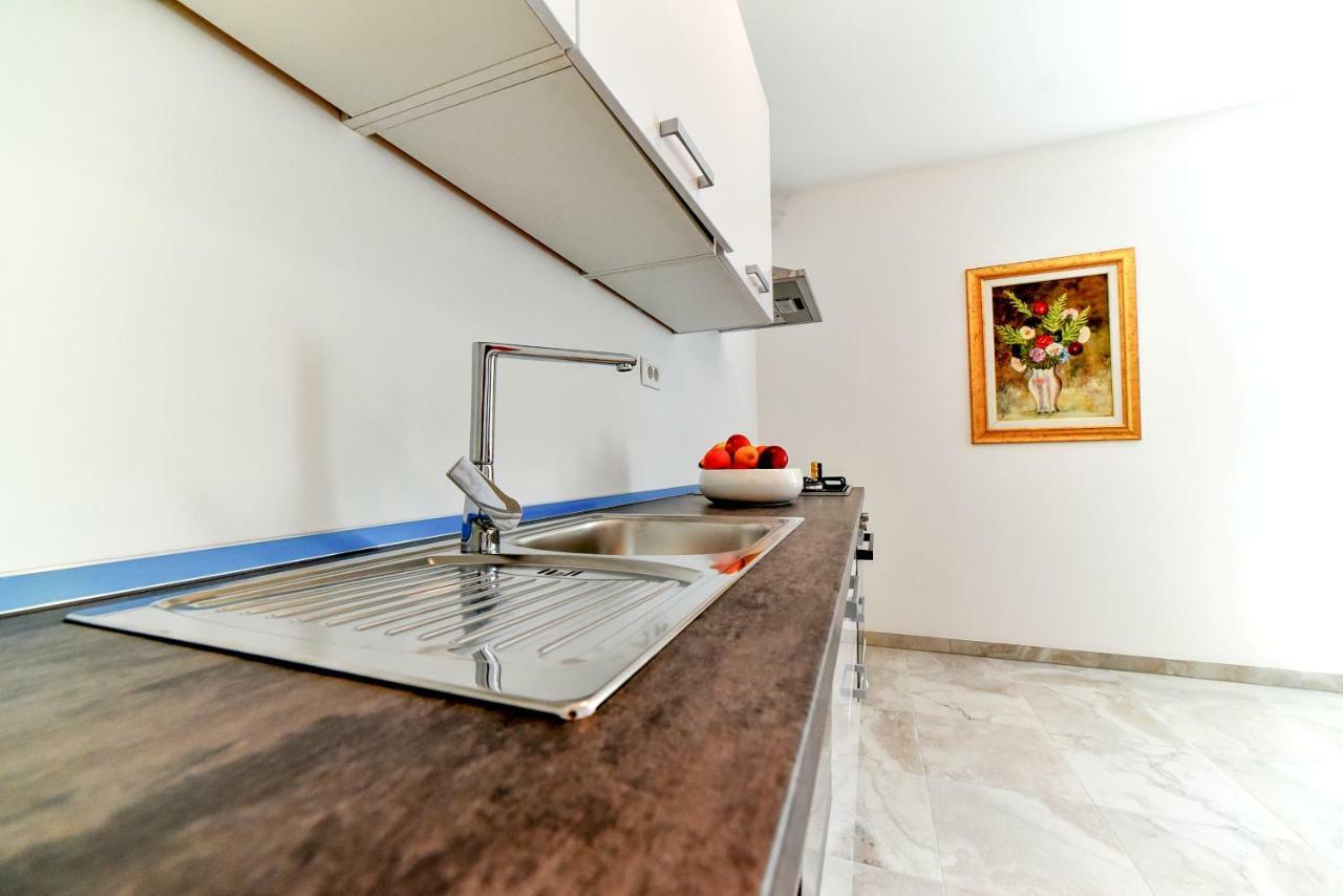 Apartman Hertz Имотски Экстерьер фото
